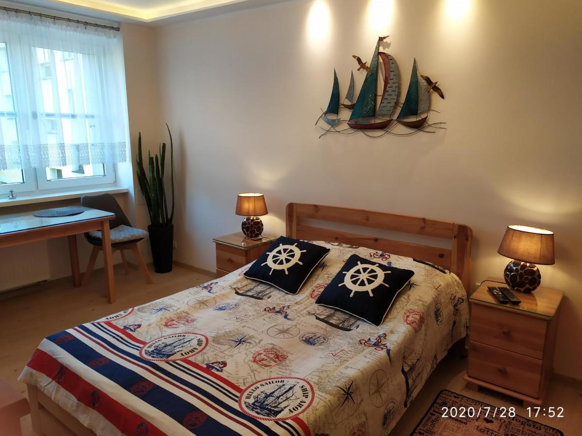 Apartament Pod Zaglami Apartman Swinoujscie Kültér fotó