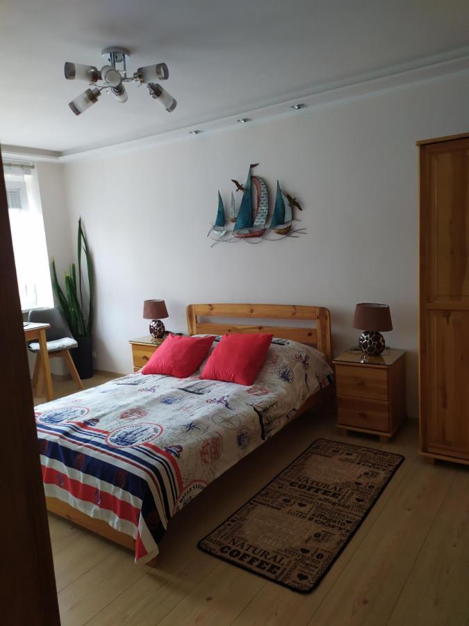 Apartament Pod Zaglami Apartman Swinoujscie Kültér fotó