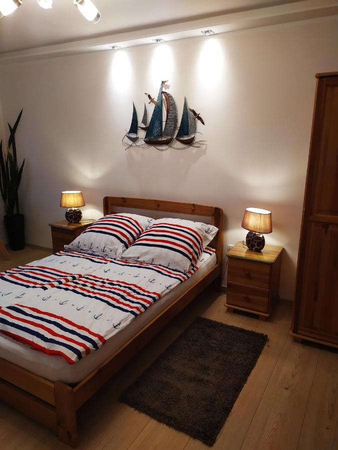 Apartament Pod Zaglami Apartman Swinoujscie Kültér fotó